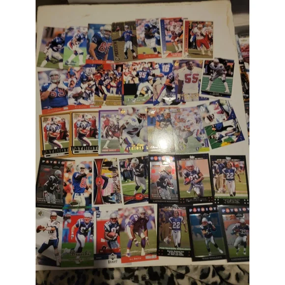 365+ Large Lot NFL Trading Cards Vintage Modern Inserts Rcs New England Patriots
